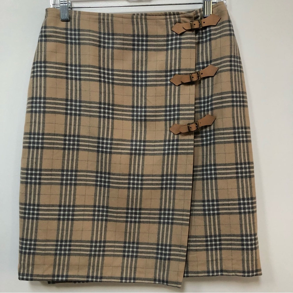 Rena Rowan true wrap kilt style skirt tan plaid tartan leather brass buckles EUC